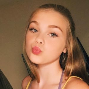 Meet your Posher, Lila